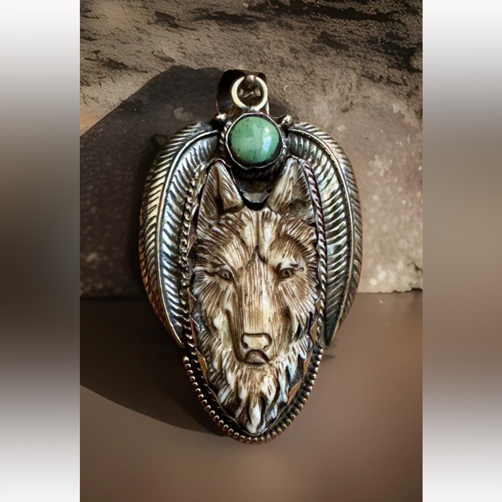 Hand Carved Bone Pendant,Wolf Face Art,Natural Turquoise & Silver,3”inch & 28gr